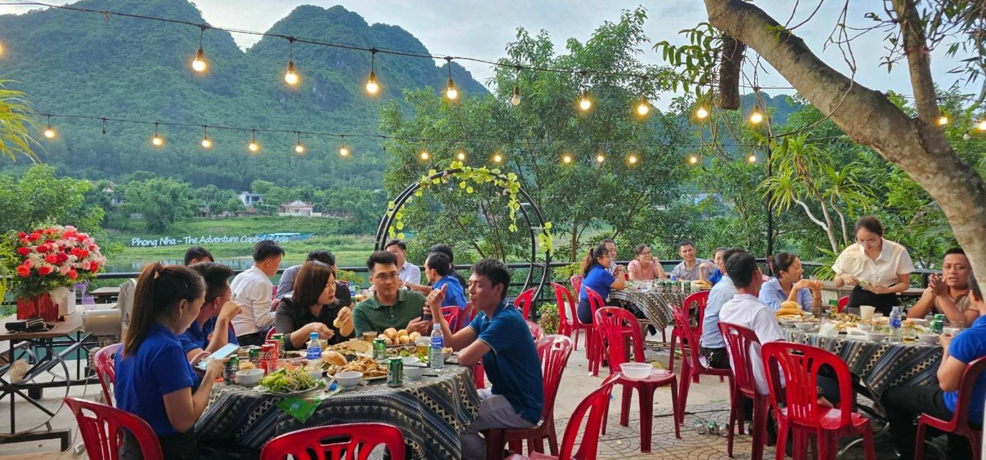 Areca Bungalow Phong Nha Esterno foto